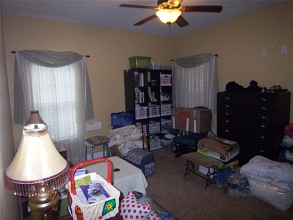 3rd image of 32118 Bunting Ct