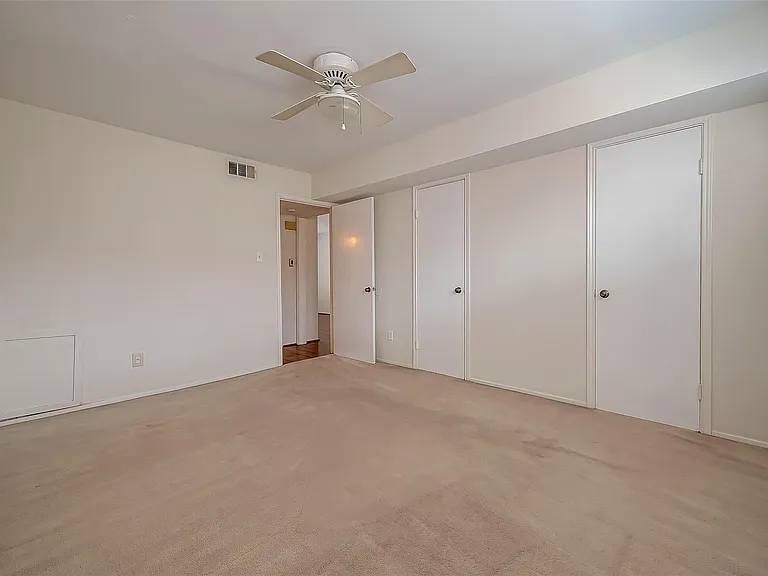6402 Del Monte Dr #35 — Photo 21