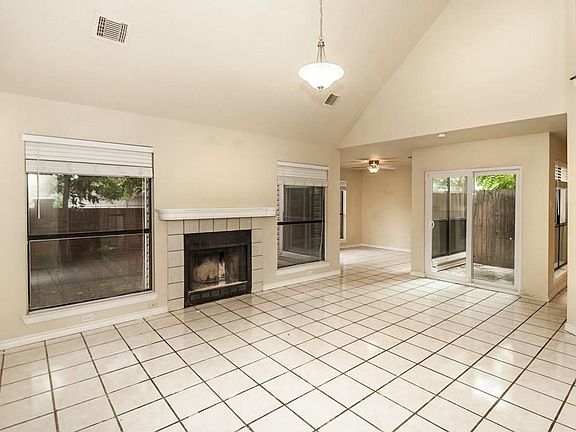 3rd image of 6801 Honey Creek Ln