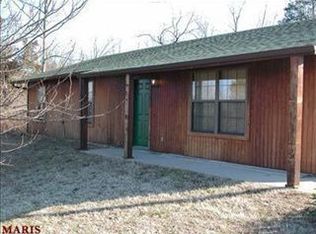 1641 Berry Dairy Rd, De Soto, MO 63020