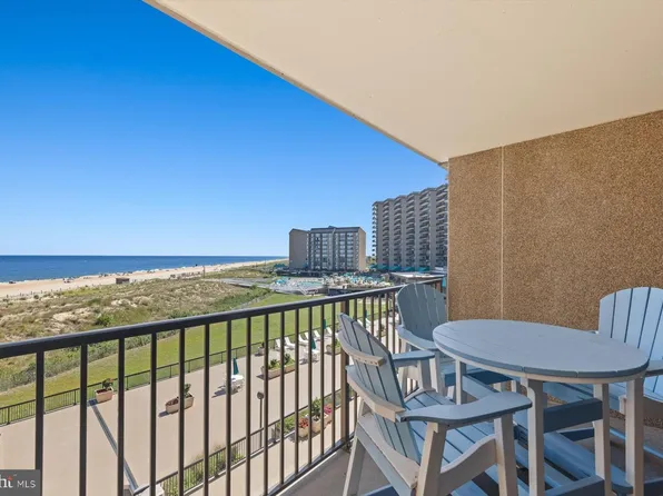 403 Dover House Rd, Bethany Beach, DE 19930