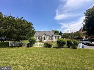 2201 Briggs Rd, Silver Spring, MD 20906