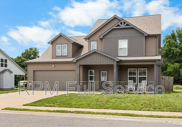 604 Alvin Rd — Photo 45