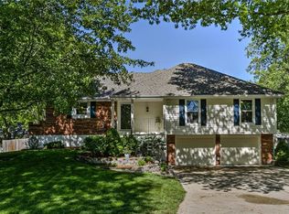 4105 SW 9th St, Blue Springs, MO 64015