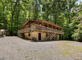 275 Sub Rd, Cosby, TN 37722
