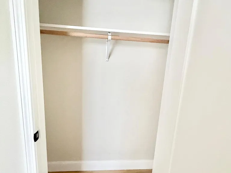 48 Warner St #B4 — Photo 5