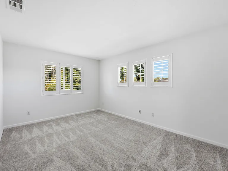 552 Stonehaven Ct — Photo 26