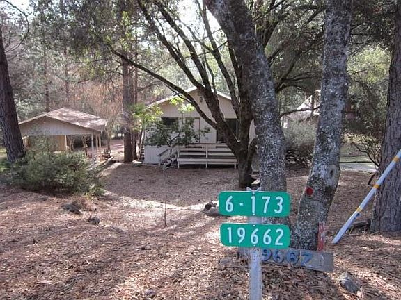 2nd image of 19662 Cottonwood St