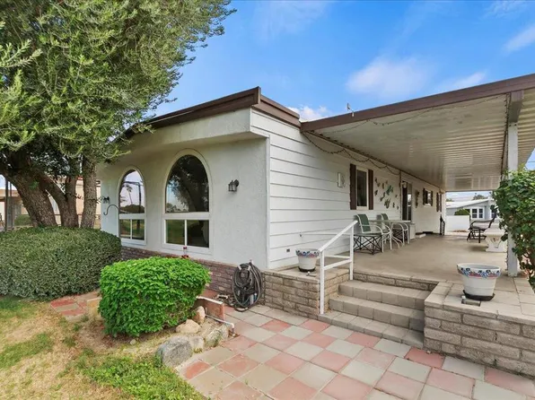 73291 Broadmoor Dr, Thousand Palms, CA 92276