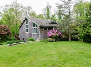 3 Nonquitt Ave, Dartmouth, MA 02748