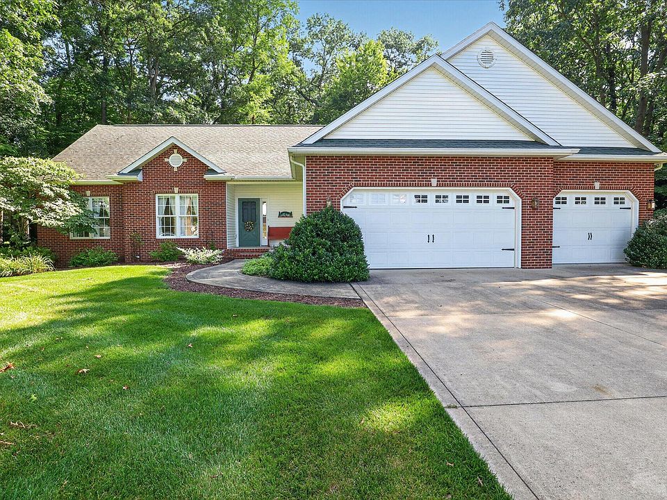 1st image of 25464 Joelle Ct