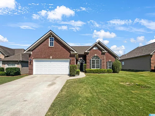 572 Bentmoor Dr, Helena, AL 35080