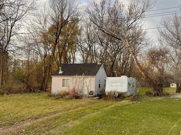 9048 Bay City Forestville Rd, Fairgrove, MI 48733
