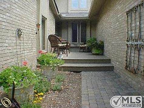 Delightful Condo