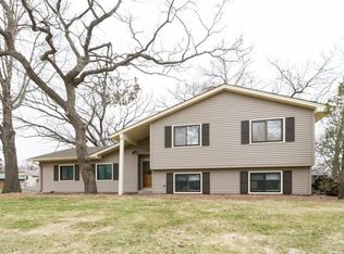 400 105th Ave NW, Coon Rapids, MN 55448