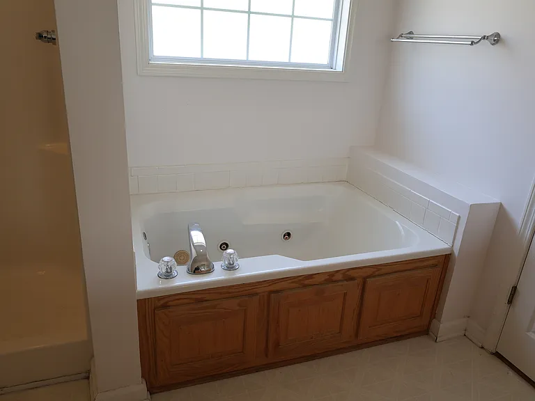 7109 Still Spring Hollow Dr — Photo 10