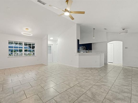 3rd image of 5498 BAYBERRY STREET