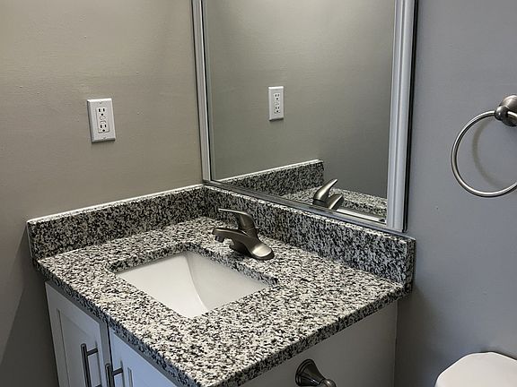 3rd image of 200 Chowan Dr #220-D