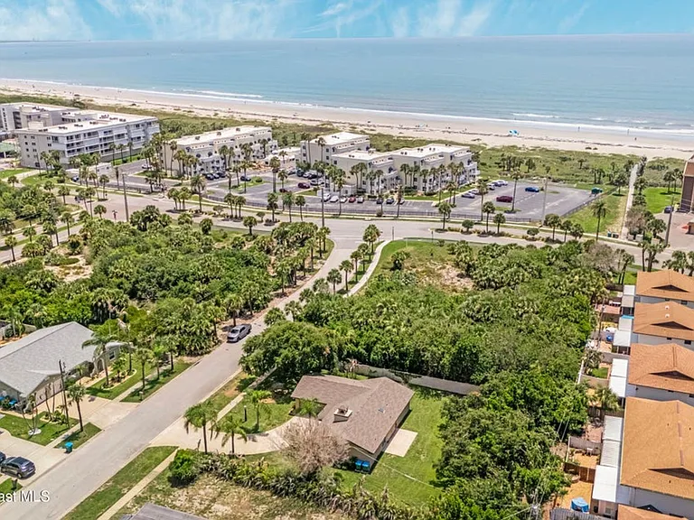 317 Surf Dr — Photo 29