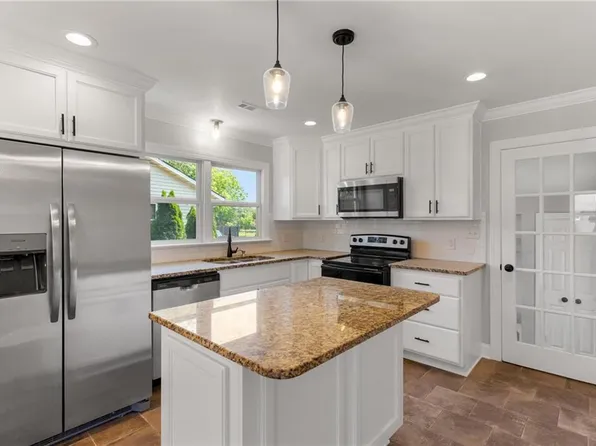 1642 Old Buckroe Rd, Hampton, VA 23664