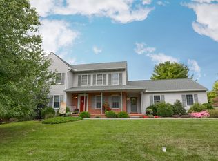 2662 Hazelwood Rd, Lancaster, PA 17601