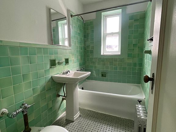 4th image of 8732 114th St #5