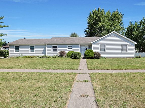 2nd image of 11402 Douglas Ave