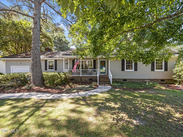 104 Regalwood Road, Greenville, NC 27858