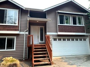 7116 NE 170th St, Kenmore, WA 98028