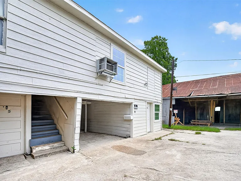 4901 Stimson St #7 — Photo 4