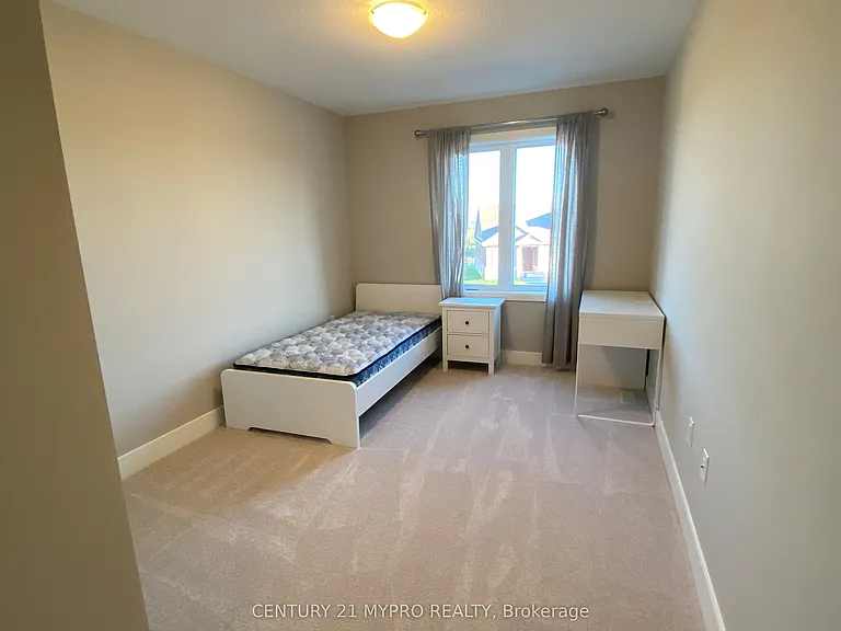 1375 Whetherfield St #22 — Photo 6