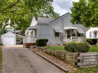 1304 55th St, Des Moines, IA 50311