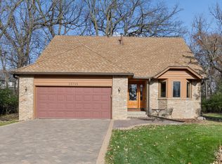 15700 La Bon Ter, Minnetonka, MN 55345