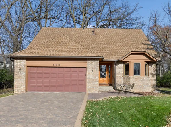 15700 La Bon Ter, Minnetonka, MN 55345