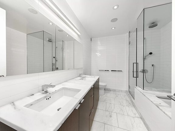 4th image of 101 Warren St APT 2230