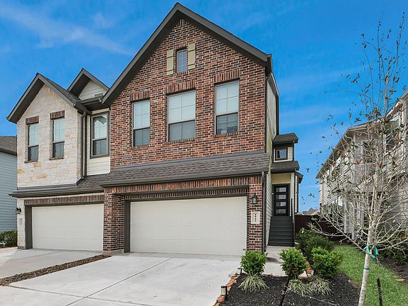 2nd image of 4942 Carranza Ct