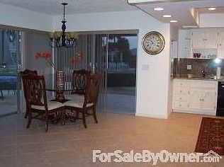 Double outdoor patio and screen in patio