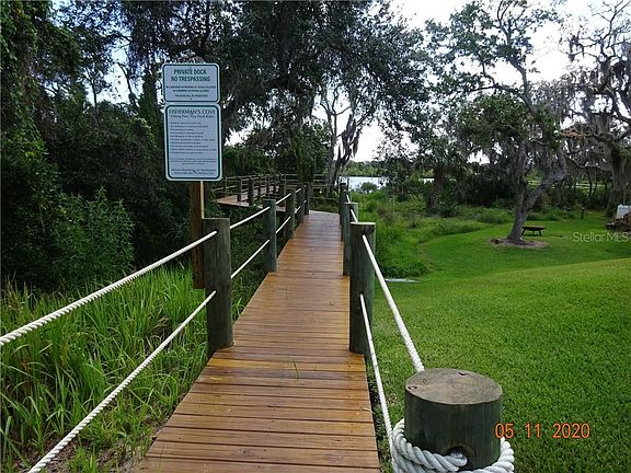 4th image of 157 Fishermans Cove Dr
