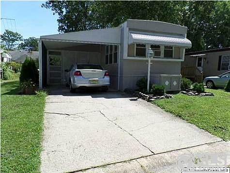 2nd image of 50 Antonia Dr
