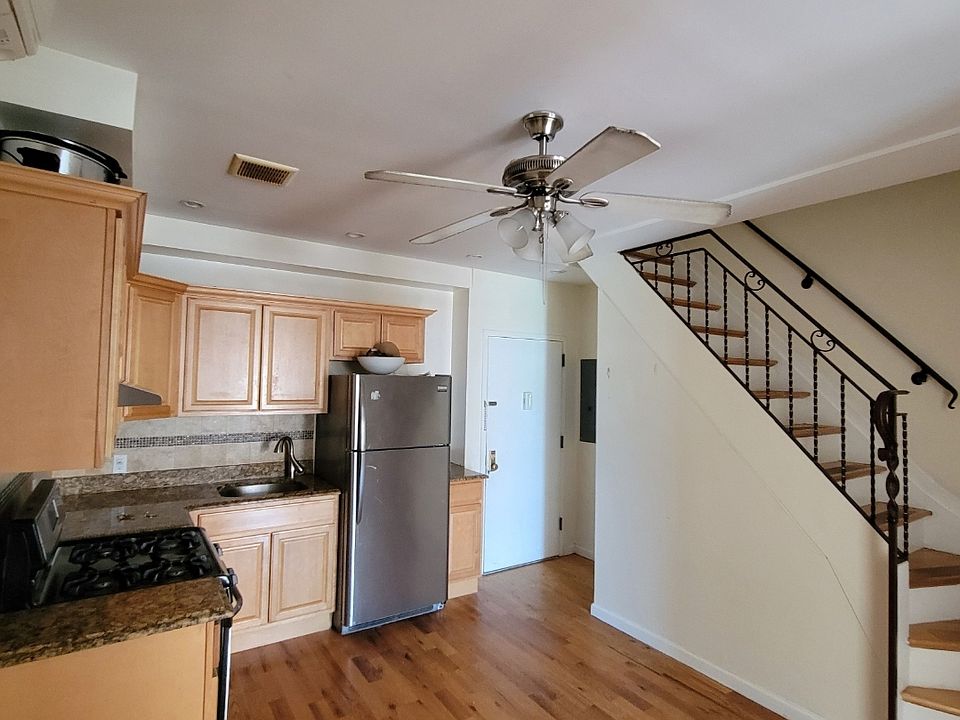 1st image of 2034 2nd Ave APT 4A