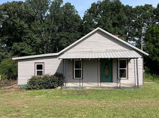 1109 Watts Rd, Bowdon, GA 30108