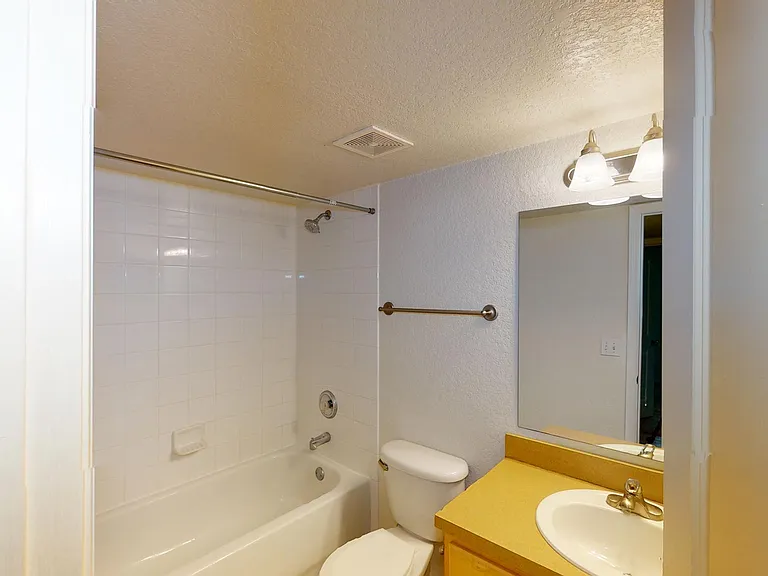 The Breyley Apartments — Photo 43