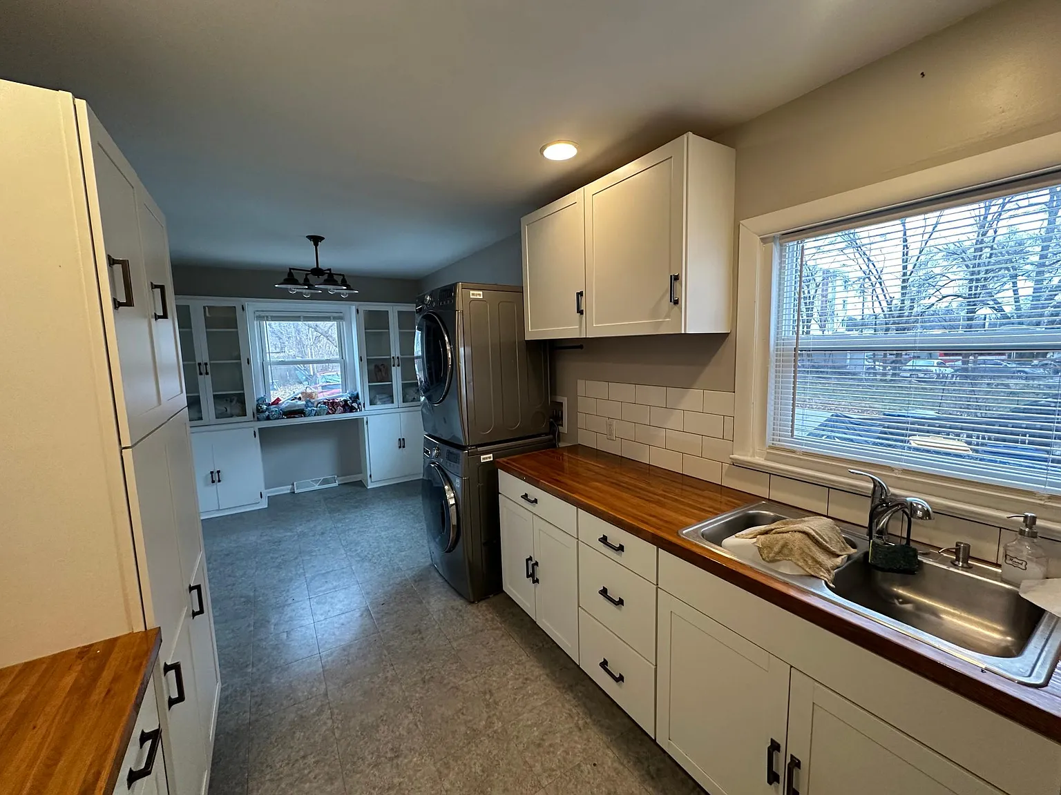 2 bed, 1100 sqft, $1,500 — Photo 2