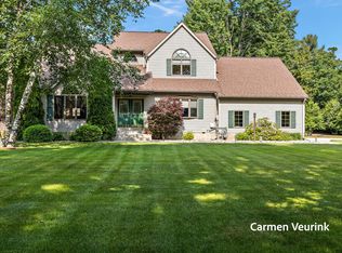 1723 S Sullivan Rd, Ravenna, MI 49451