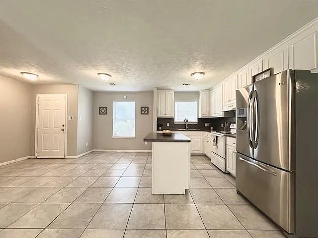 16313 Many Trees Ln — Photo 3