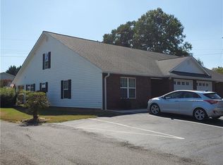 21 Orchard Trace Ct, Taylorsville, NC 28681