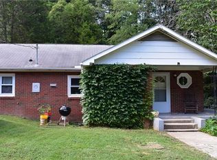 272 Parker Rd, Asheville, NC 28805