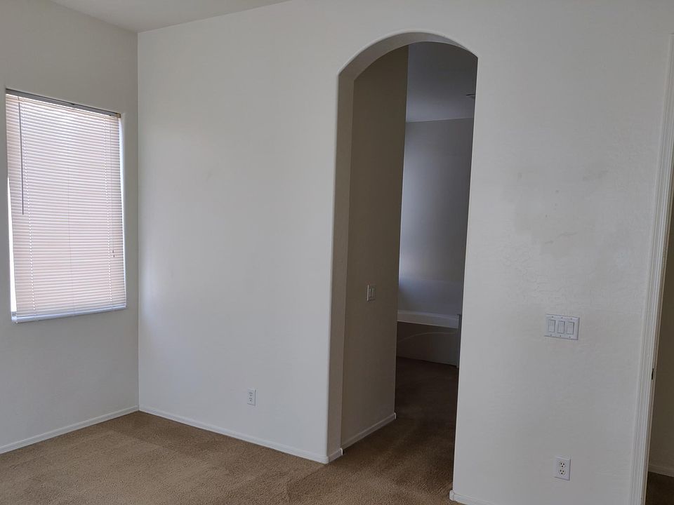 1st image of 18099 W La Mirada Dr