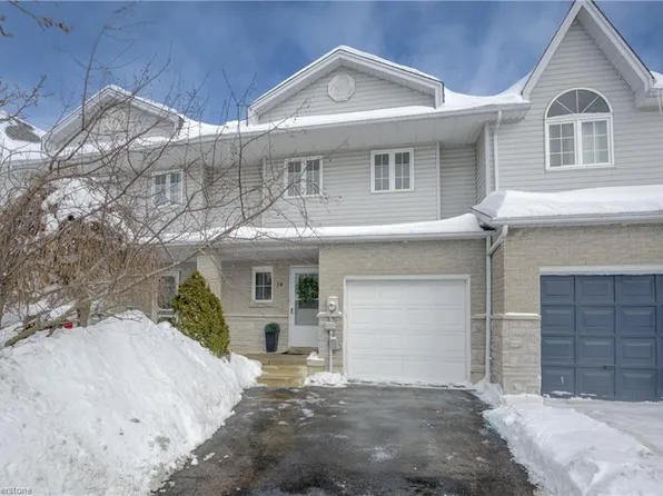 14 Golden Terrace Ct, Kitchener, ON N2N 3L2