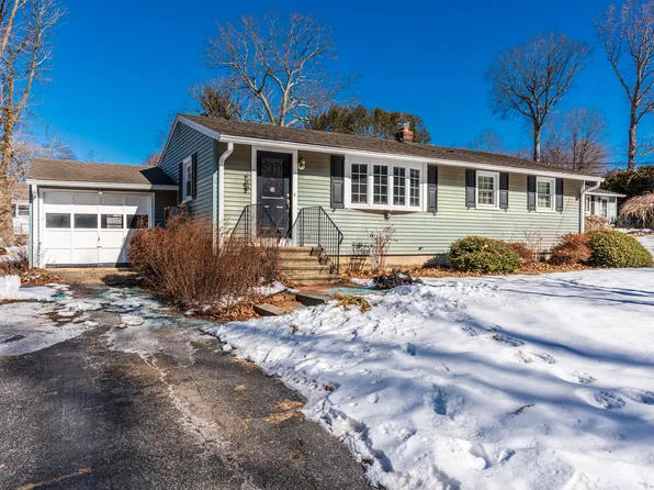 101 Twitchgrass Road, Trumbull, CT 06611
